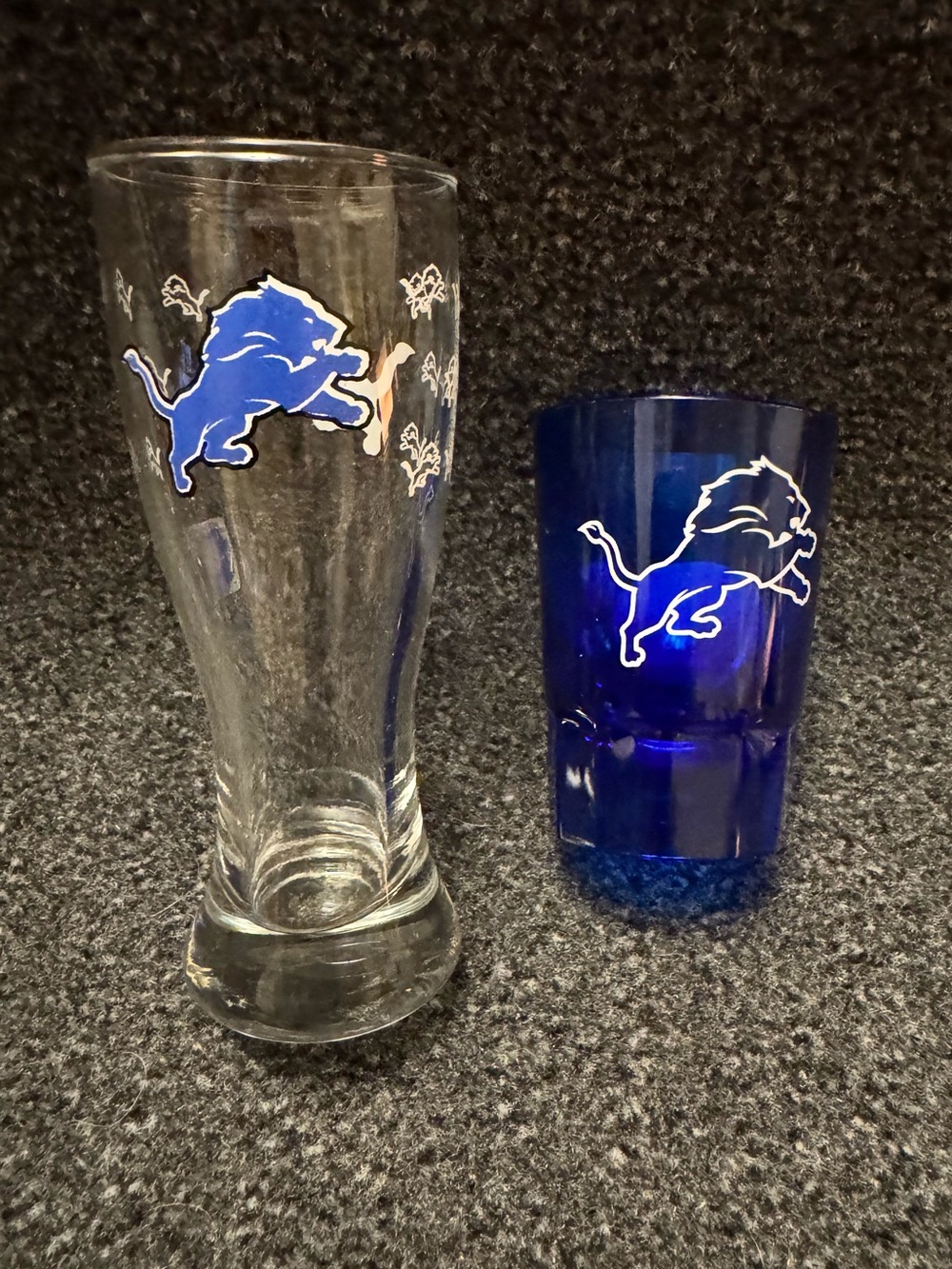Detroit Lions Fan shot glass Set, Tall Glass and Blue Plastic